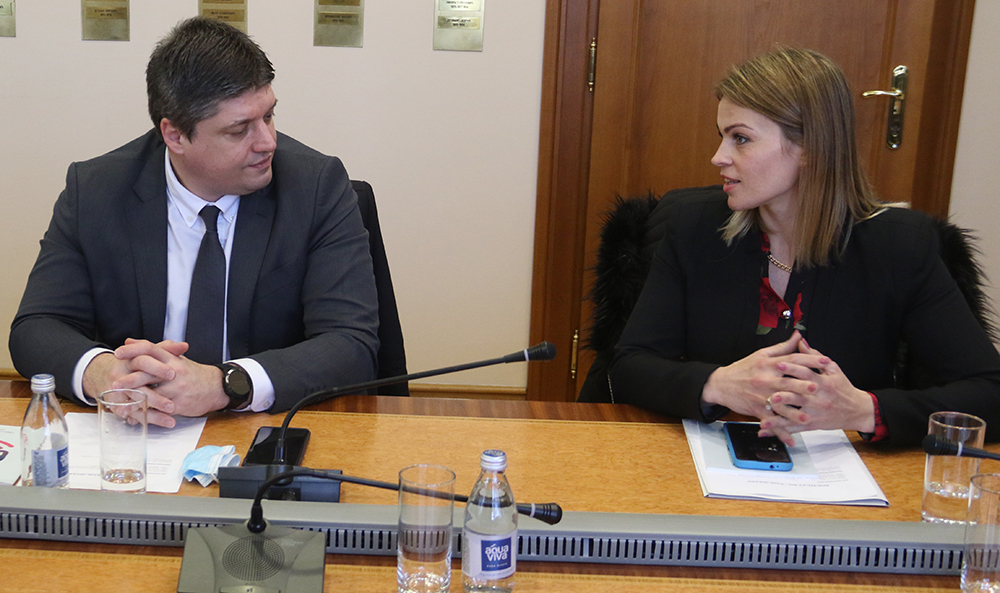 Antonija Nađ na sastanku