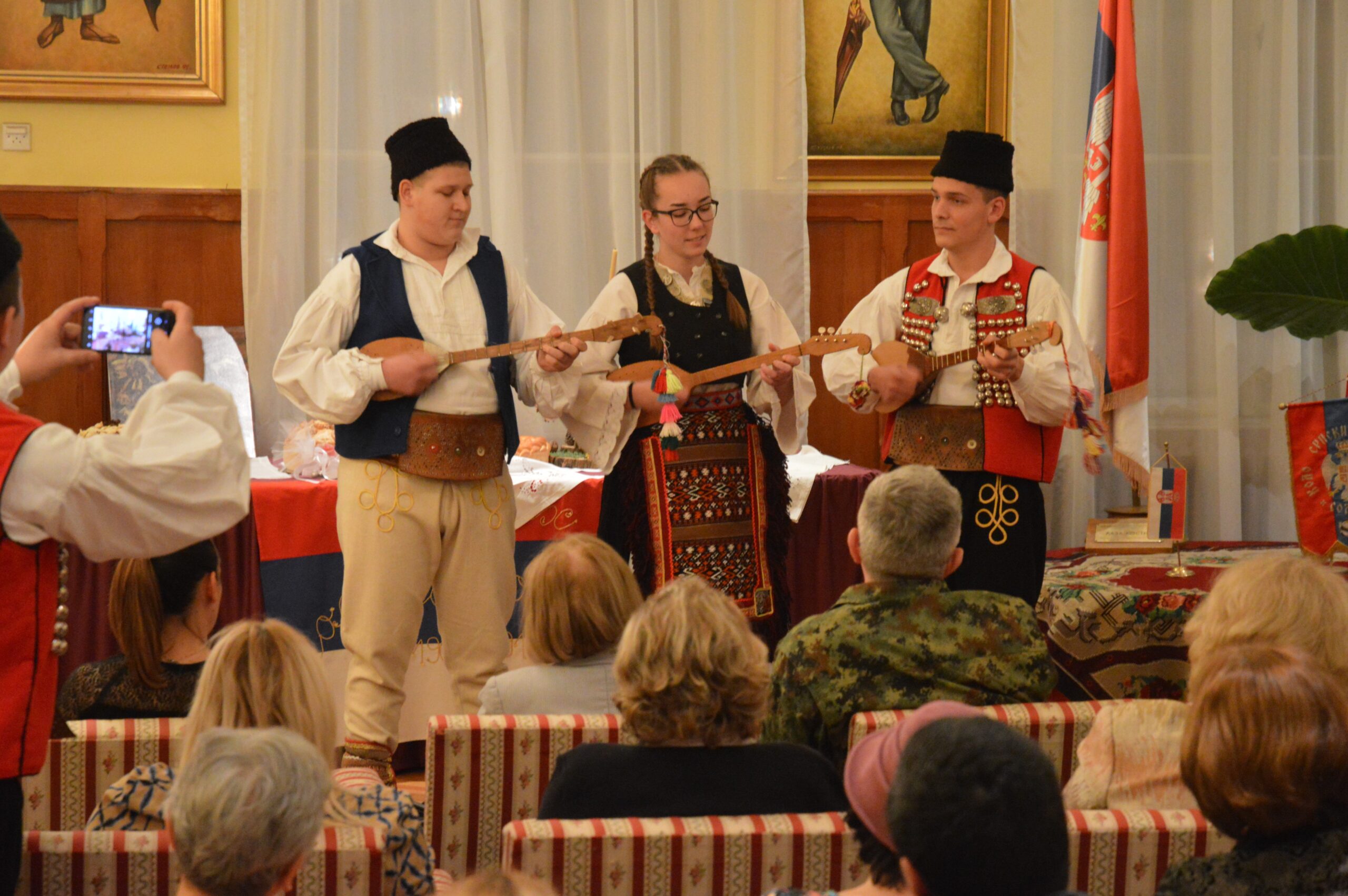 Kolo srpskih sestara