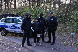 Migranti i policija