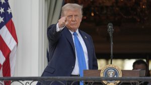 Трамп најавио царине од 25 одсто на робу из Јапана и Јужне Кореје, ступају на снагу 1. августа