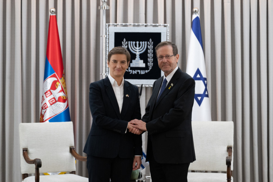 Brnabić: Sramota što blokaderi pokušavaju da predstave Srbe kao genocidan narod