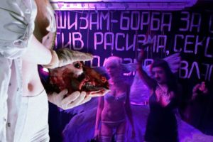 Блокадери у СКЦ-у правили сатанистичке оргије: Ево шта се све дешавало за време блокаде (УЗНЕМИРУЈУЋЕ ФОТОГРАФИЈЕ)