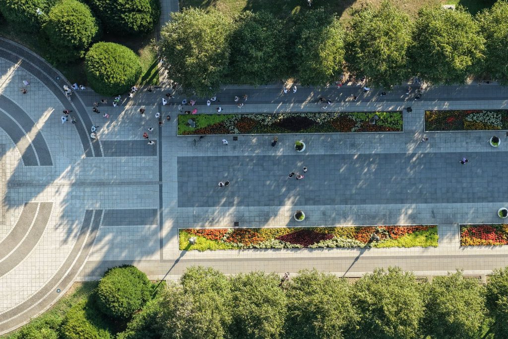 (ФОТО) Мали број грађана на скупу у Сомбору