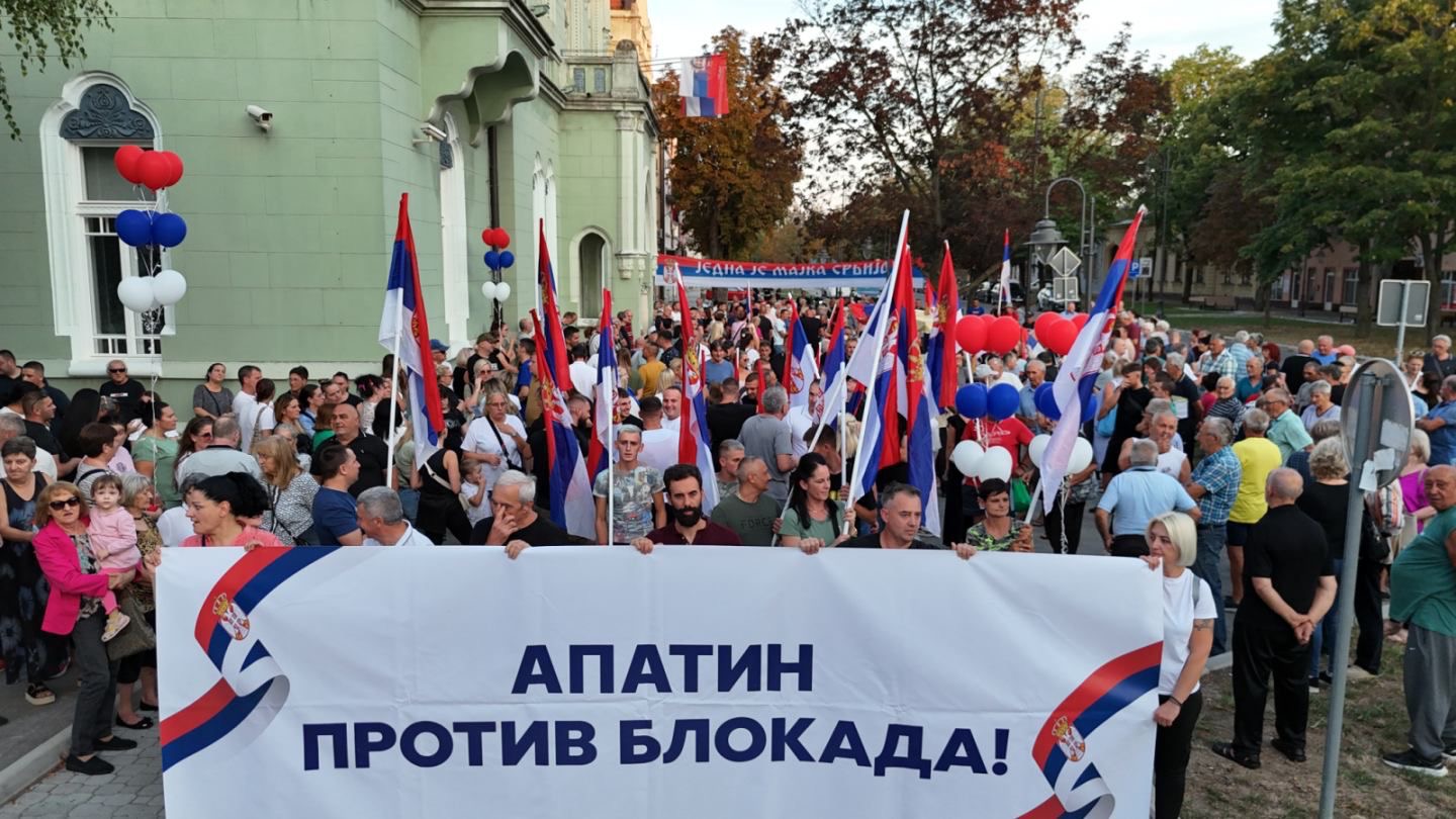 Apatin protiv blokada