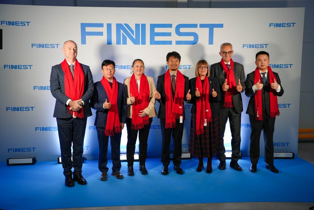 Отворена фабрика „Fine Stamping“ у Апатину