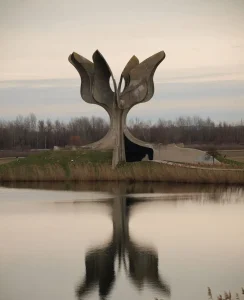 Knut Flovik Thoresen: Ubijanje Jasenovačkih žrtava po drugi put (VIDEO)