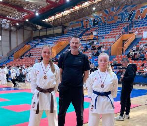 Karatisti iz Kule uspešni na dva Turnira