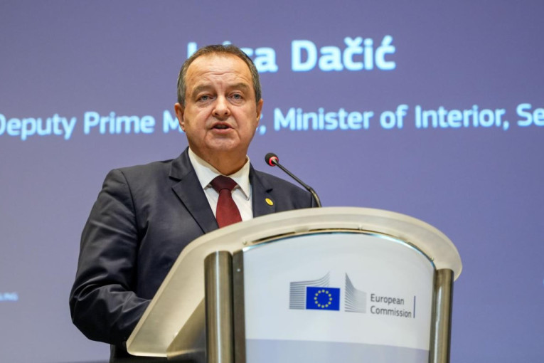 Dac?ic?-u-Briselu-Srbija-kljuc?ni-partner-u-borbi-protiv-krijumc?arenja-migranata-