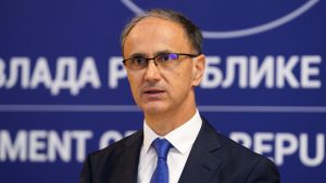 Macut-Nec?emo-tolerisati-ugroz?avanje-domac?e-proizvodnje-mleka,-traz?imo-res?enje-