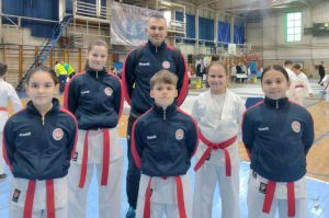 Пет медаља за Карате клуб „Мастер Т&М“
