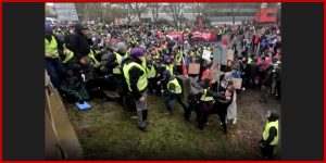 Antifa brutalno napala mladog patriotu AfD-a i njegovu sestru