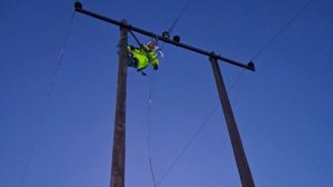 Proradio-dalekovod-u-Majdanpeku-Otklonjeno-vis?e-desetina-kvarova-u-Srbiji-