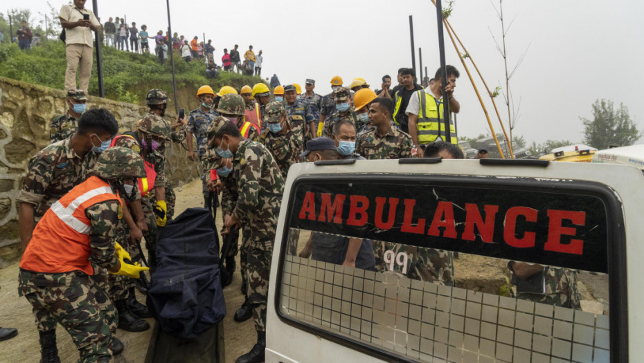 Tragedija-u-Nepalu-Autobus-sleteo-sa-puta,-c?etiri-osobe-poginule,-23-povredjeno-