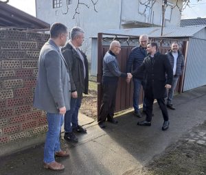 (FOTO) Direktor PIO fonda Relja Ognjenović u poseti kulskim penzionerima