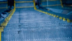 Iskljuc?eno-vis?e-od-100-pokretnih-stepenica-na-z?eleznic?kim-stanicama-u-Nemac?koj-