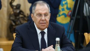 Lavrov-Rusija-c?e-verovatno-poc?eti-da-razgovara-kada-se-predstavnici-EU-"urazume"-