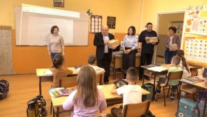 „Pažljivkova pravila u saobraćaj za sve prvake OŠ Petefi brigada“