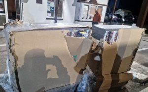 Товар цигарета у фотељама