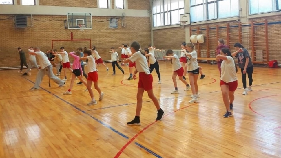 Kapueristi iz Sombora održali prezentaciju u OŠ „Nikola Vukićević“