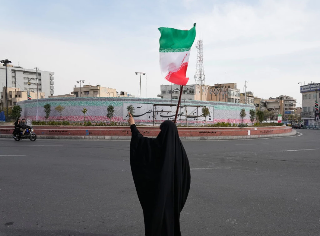 Тасним: Трамп одустао од претњи, никакви преговори нису у току