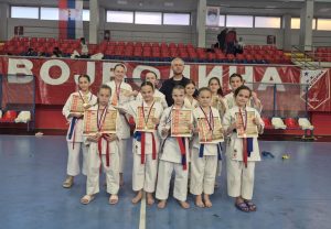 Devet medalja za KK „Crvenka“