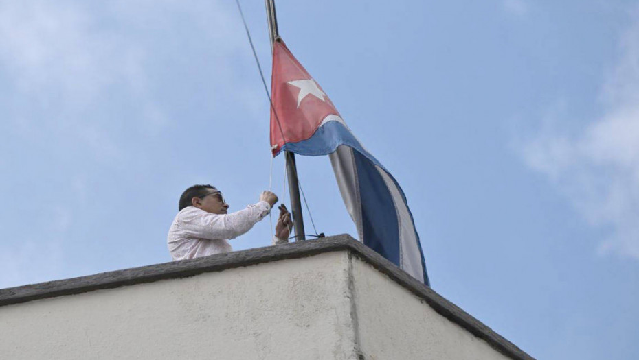 Kuba-zatvorila-ambasadu-u-Ekvadoru-