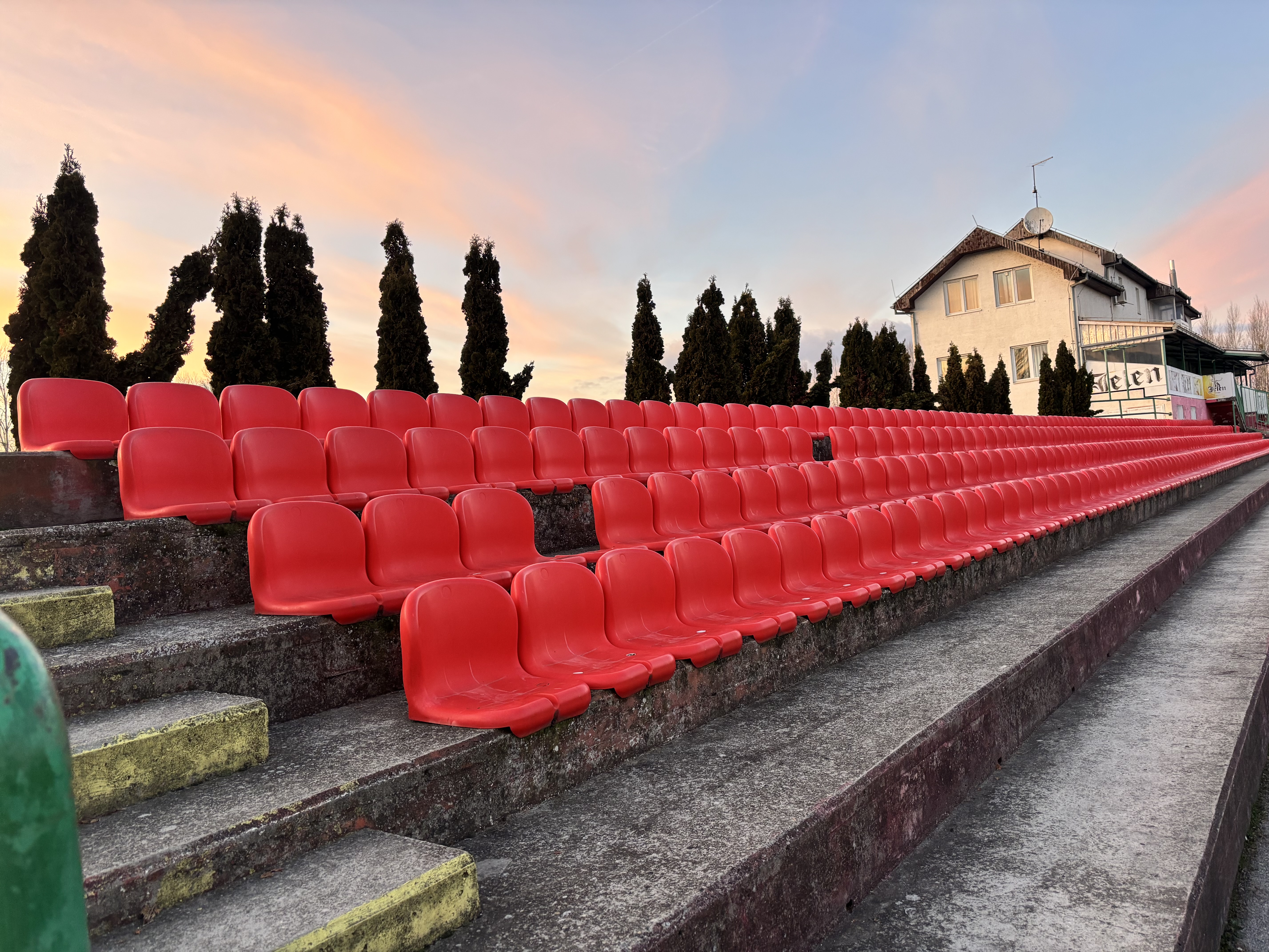 &bdquo;OFK Mladost Apa&ldquo; gradi budućnost kroz rad sa mladima i zdravu sportsku atmosferu