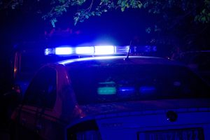 Хаос у аутобусу на Карабурми: Пијан насрнуо на девојку, па претукао њеног дечка