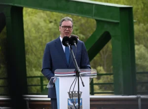 Вучић: Српске фирме самостално изградиле мост на Тамишу