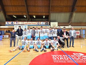 Кошаркаши „Апатина“ сезону крунисали пехаром