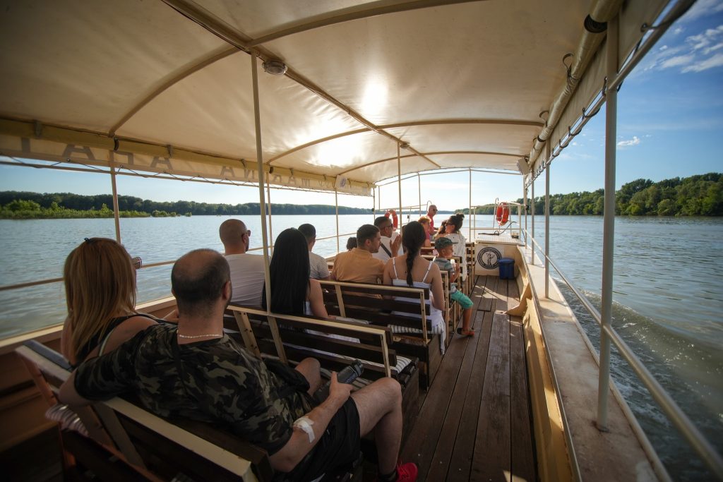 Од 1. маја почиње сезона вожње бродићем „Апатинка“