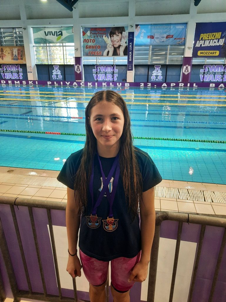 Злато, сребро и бронзе за „Полет“ првог дана „Swim Wars“ такмичења