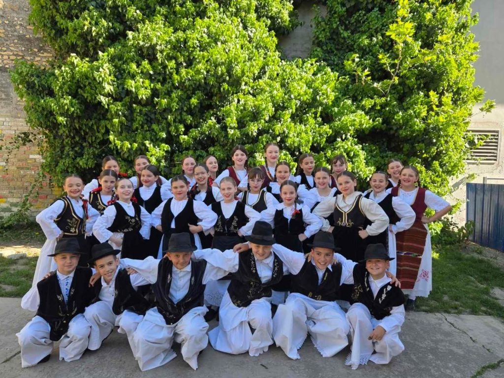 ГКУД „Раванград“ изборио пласман зонско такмичење