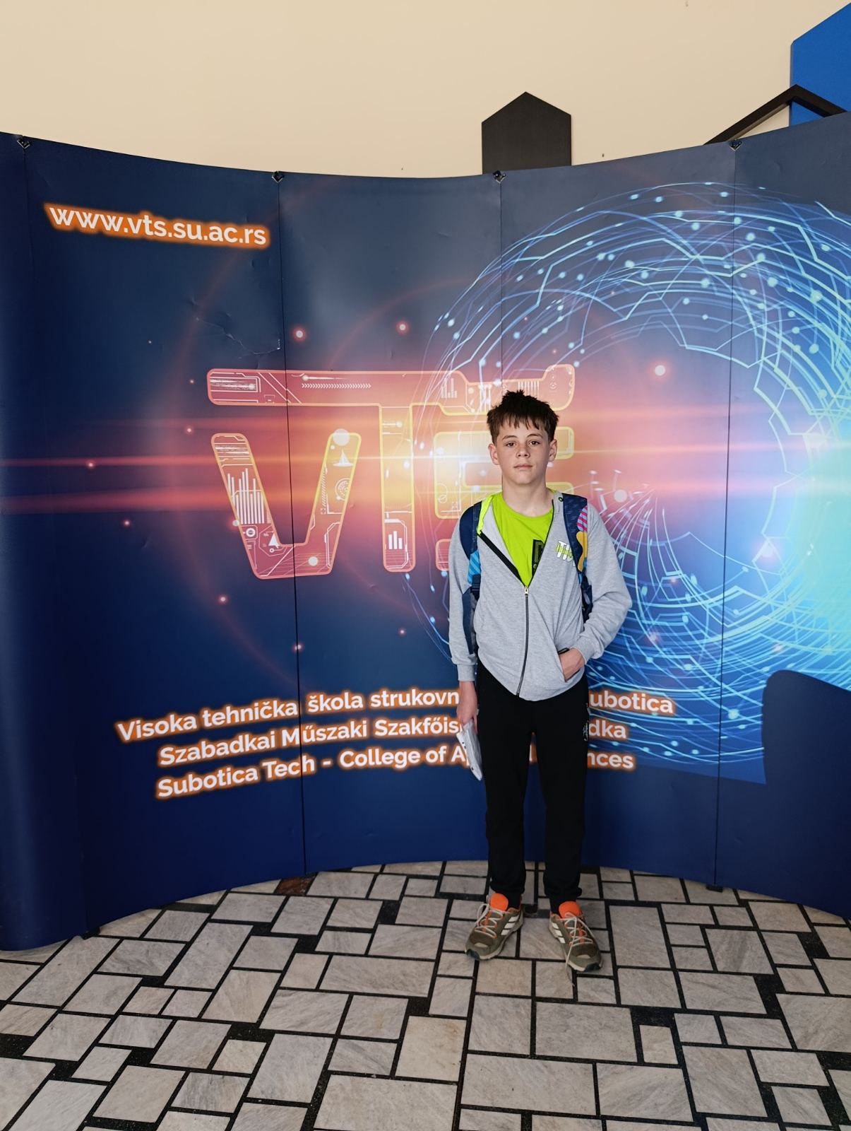 Данијел Богишић трећи на такмичењу из програмирања