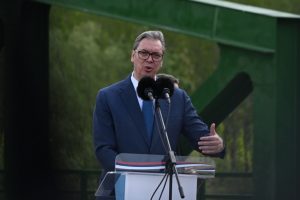 Историјска порука председника: Бићемо острво слободе у Европи, неће бити више прогана ни трактора... (ВИДЕО)