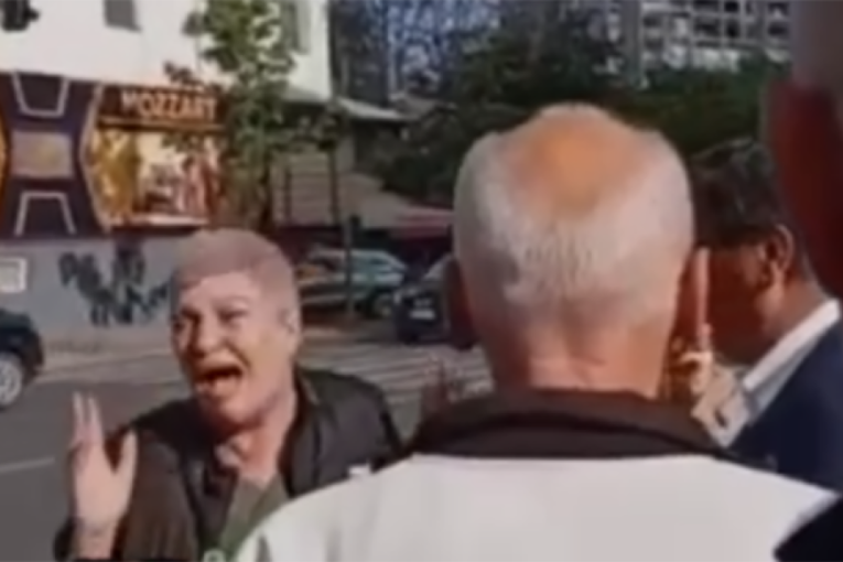 (VIDEO) Ovo nije politika, ovo je dijagnoza! Blokaderima puna usta demokratije, a u praksi sprovode čisto nasilje!