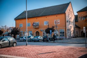 Термини продаје карата за представу „Луда кућа балканска“