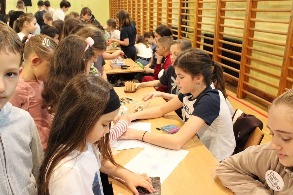 Дан у „Доситеју“ испуњен експериментима и иновацијама