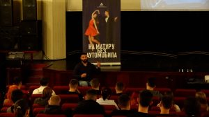 „На матуру без аутомобила“ сутра у Апатину