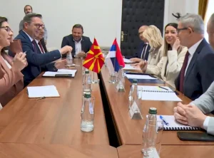 Месаровић са Трипуновским о унапређењу економске сарадње Србије и Северне Македоније