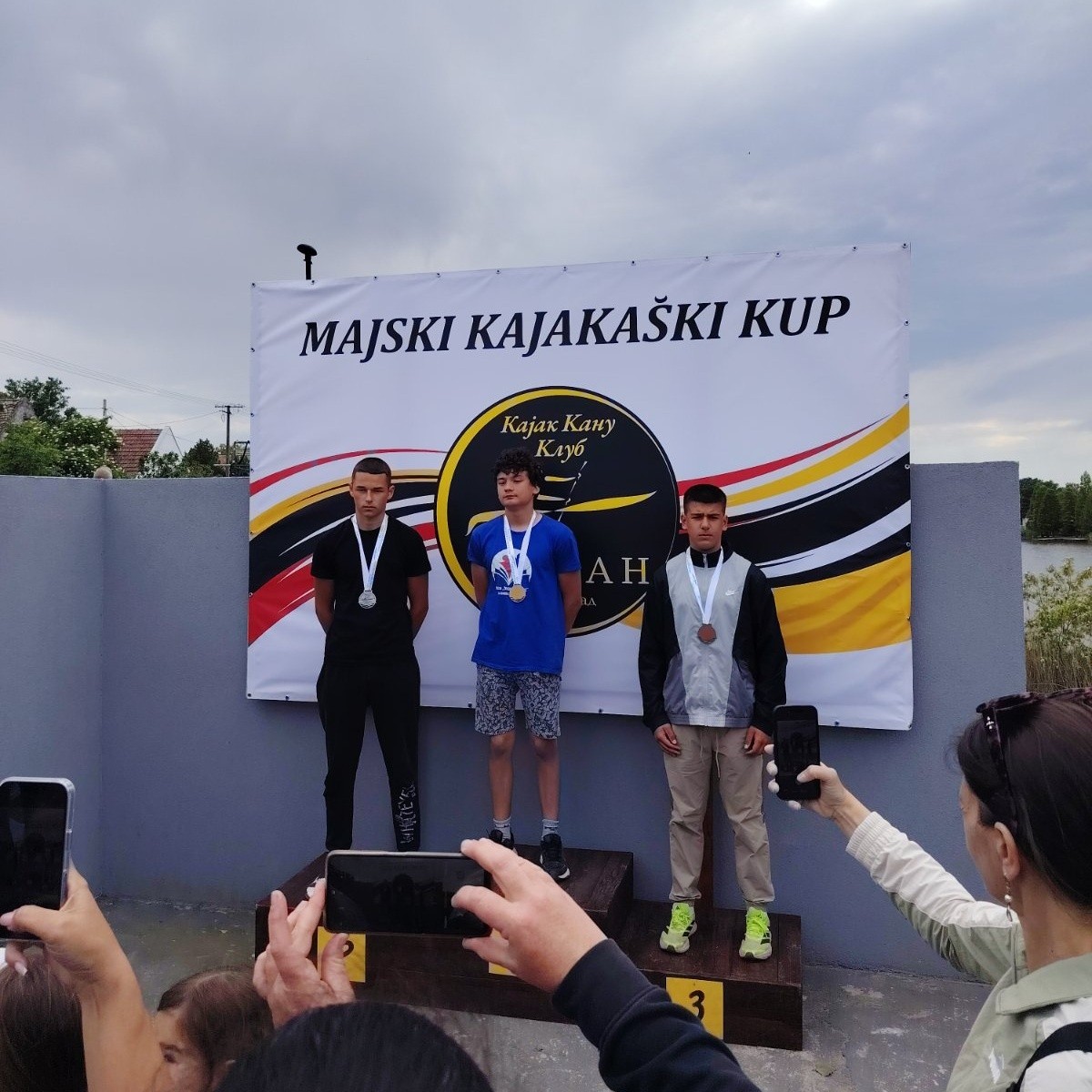 Две бронзе за апатинске кајакаше на међународном купу у Новом Саду