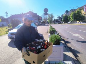 Настављени радови на уређењу јавних површина у Кули