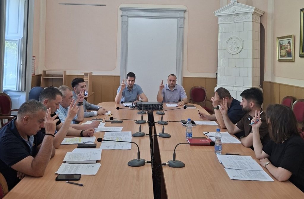 Градско веће: Усвојени извештаји установа и подршка ловачким друштвима
