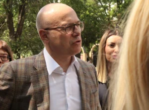 Вучевић у Ковиљу: Нови Сад и Војводина остају у Србији, поносни на своју историју