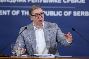 Вучић послао снажну поруку грађанима: Србија не клечи ни пред ким