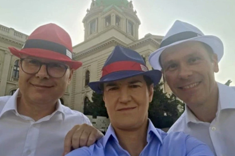 S?es?iri-u-boji-srpske-zastave-sve-govore!-Troje-najvis?ih-funkcionera-uputilo-snaz?ni-poziv-za-skup-27.-juna-(VIDEO)-