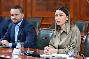 Месаровићева са српским винарима о стратегији наступа на иностраним тржиштима