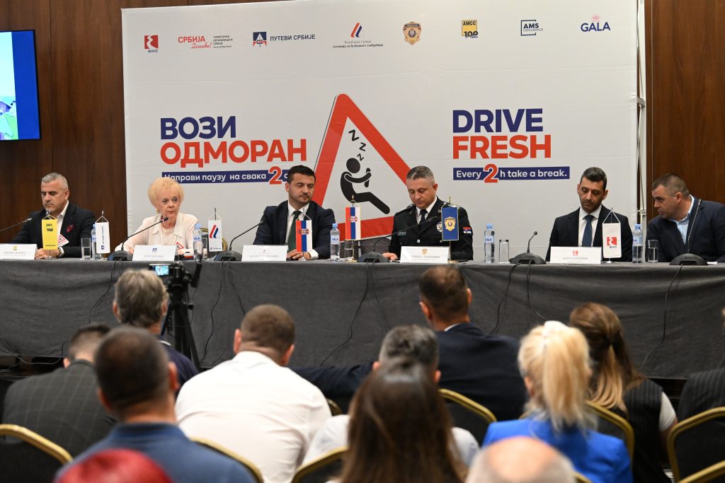 Почела кампања "Вози одморан" - на свака два сата пауза од 15 минута