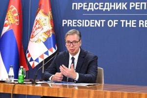 Vuc?ic?-predstavio-mere-Penzionerima-do-35.000-dinara,-pomoc?-i-za-socijalno-ugroz?ene-i-borce!-Cene-lekova-niz?e-i-do-60-odsto-