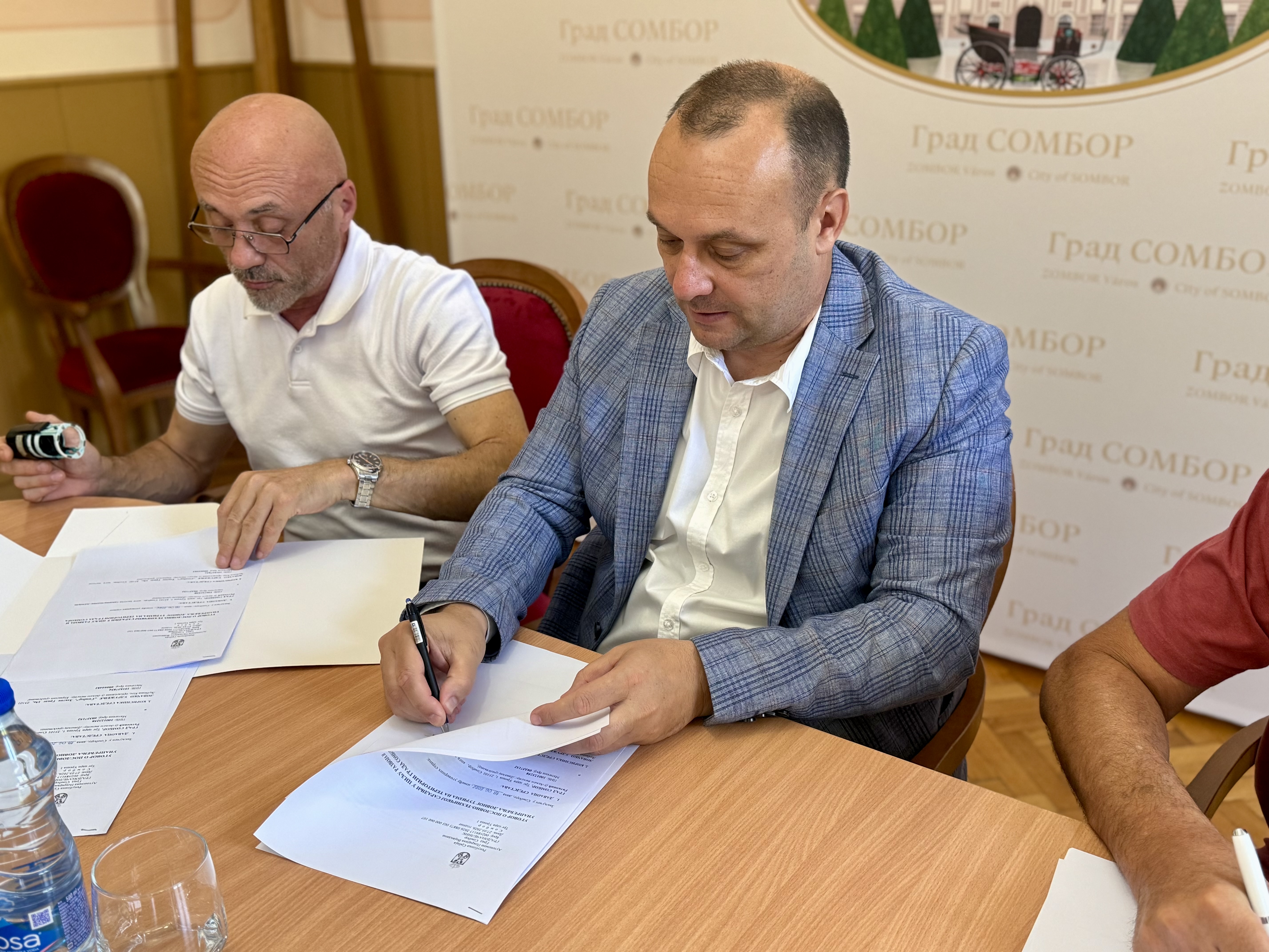 Додељени уговори о финансирању програма ловачких удружења са територије града